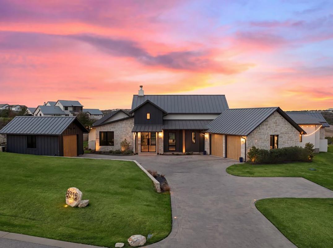 Creek’s Edge Contemporary Retreat